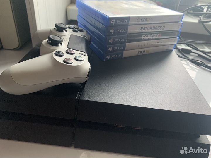 Sony playstation 4 1tb + игры