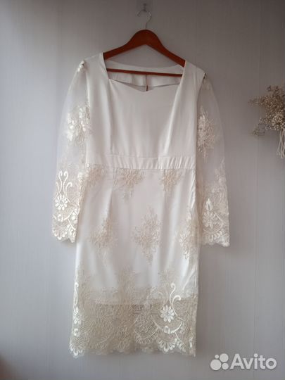 Изумительное платье кружевное 44-46 размер