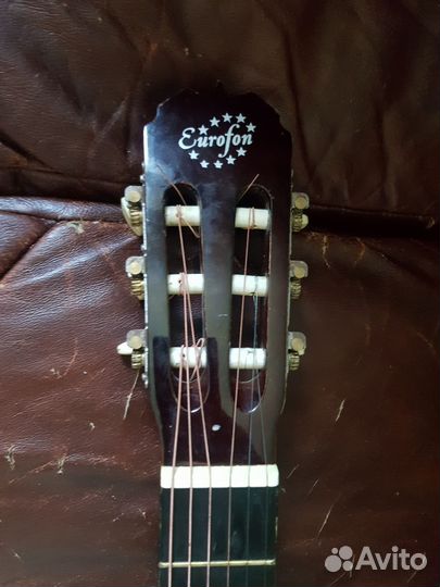 Акустическая гитара 6 струн