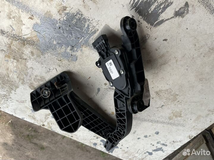 Педаль газа kia ceed 2