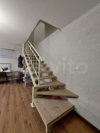 2-к. квартира, 70 м², 1/3 эт.