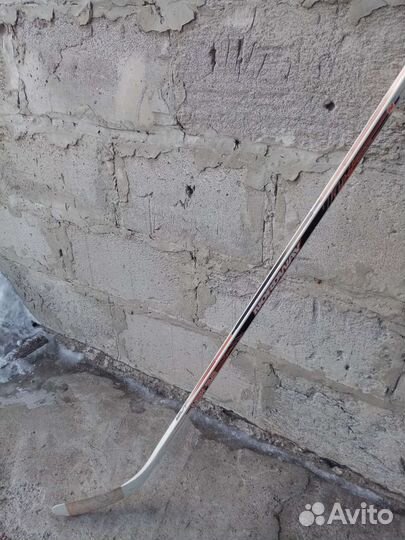 Клюшка хоккейная