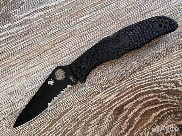 Нож спайдерко (spyderco)