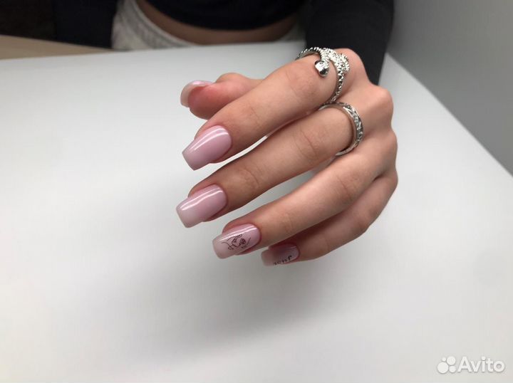 Маникюр на дому