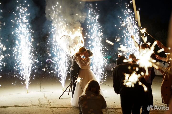 Холодные фонтаны на свадьбу