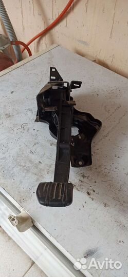 Педаль сцепления ford galaxy 2