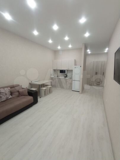 2-к. квартира, 50 м², 1/10 эт.