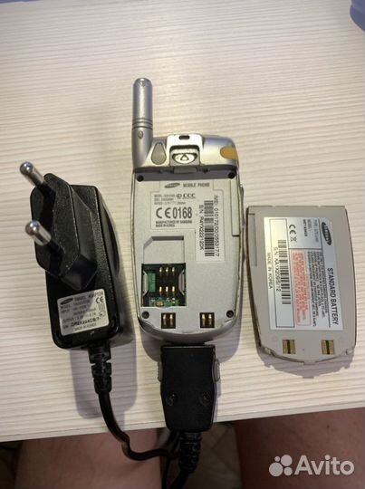 Телефон samsung SGH-E400