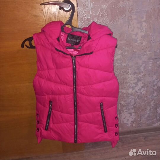 Жилетка женская теплая