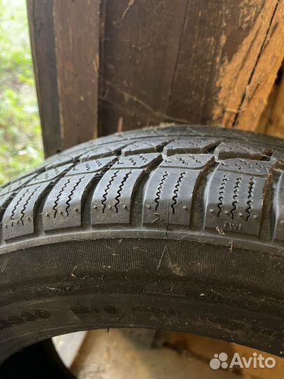 Sunny SN3830 215/55 R16
