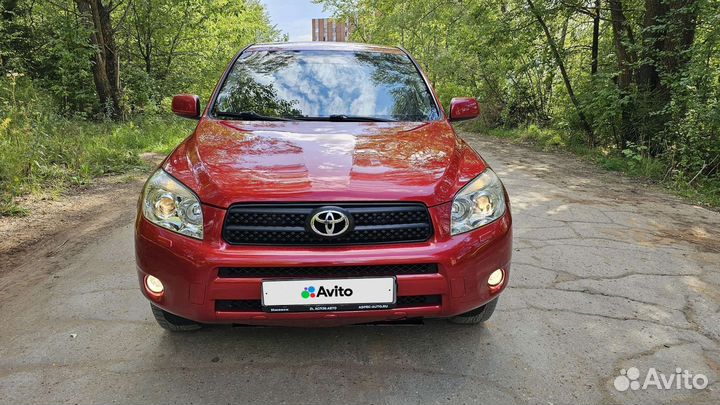 Toyota RAV4, 2008