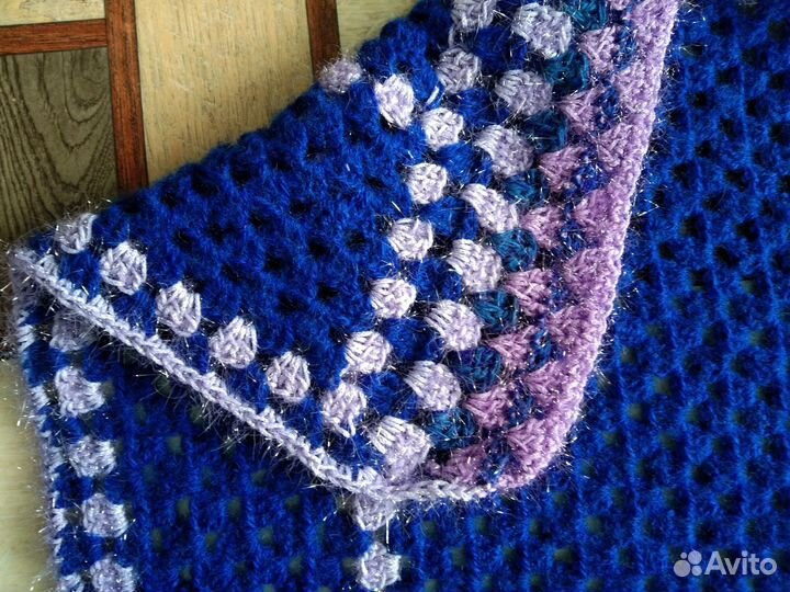 Двухцветный женский палантин ручной работы