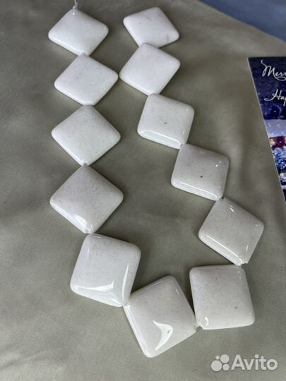 Нить натуральных камней чароид, лазурит, агат