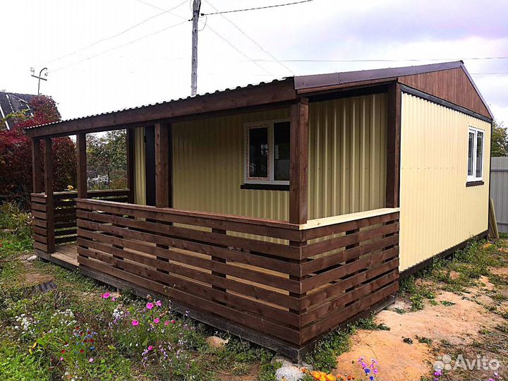 Бытовка для дачи с верандой, дачный домик