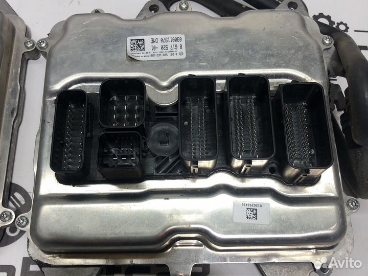 Блок управления двигателем BMW X5 F15 N63B44