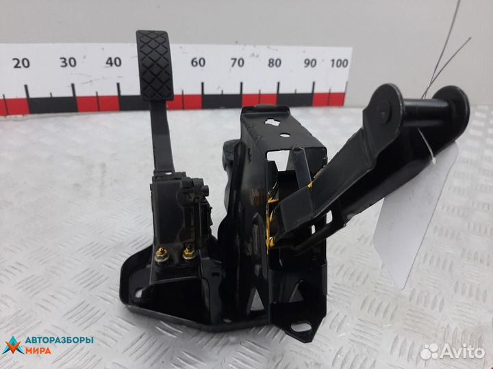 Педаль Skoda Fabia (6Y) рест. 2005 1J1721142D