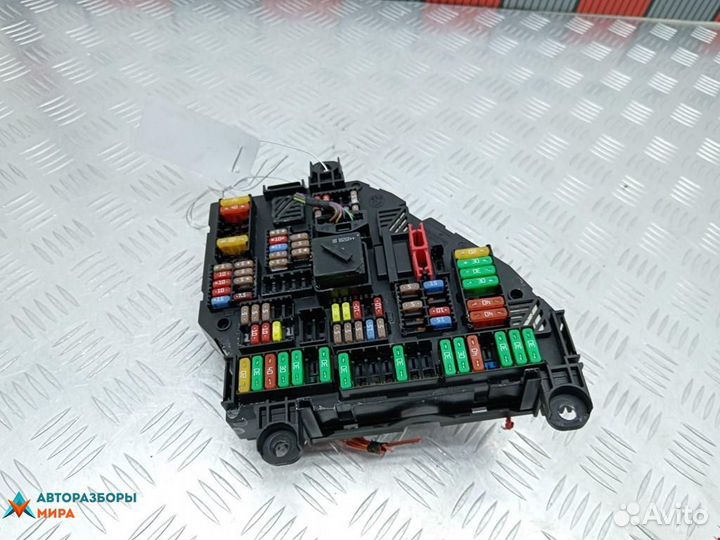 Блок предохранителей BMW 5 F07/F10/F11 рест. 2015