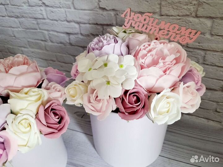 Букет из мыльных роз в коробке