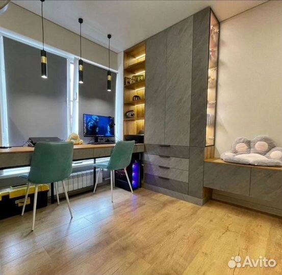 A6Y4A5 Рабочая зона для ребенка