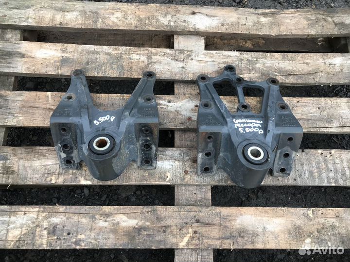 Кронштейн рессоры Мерседес Аксор