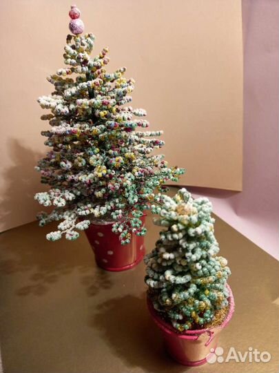 Ёлки из бисера