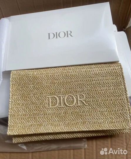 Dior клатч из ротанга косметичка