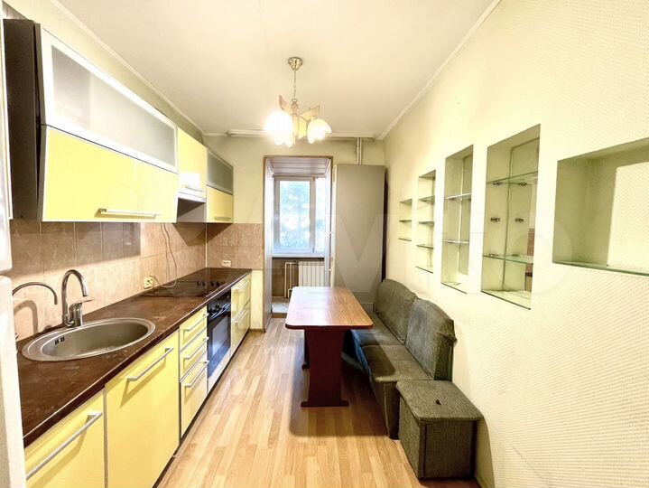 3-к. квартира, 68,5 м², 2/5 эт.