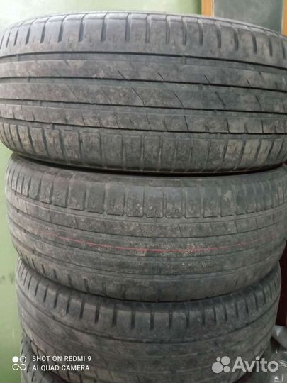 Nokian Tyres All Weather+ 215/60 R16