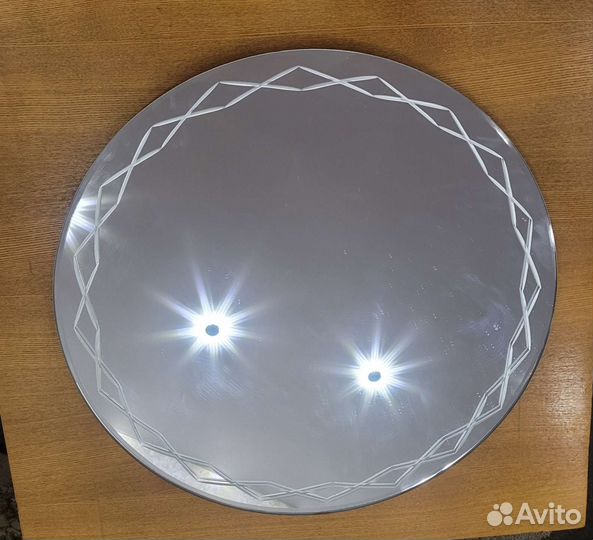 Зеркало настенное круглое с декор.обрамлением