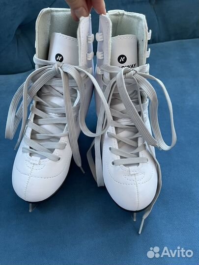 Коньки фигурные детские