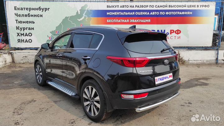 Кронштейн передней балки левый Kia Sportage 4 6247