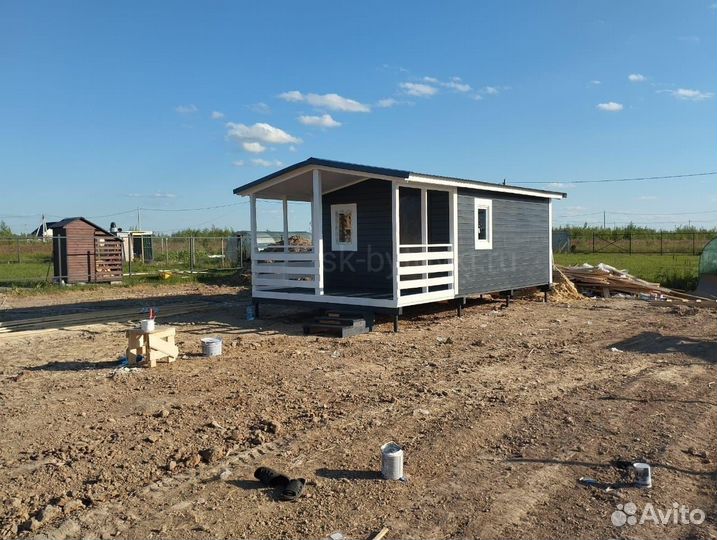 Бытовка мини домик 7х4м с террасой