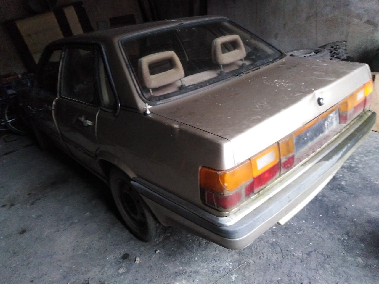 Audi 90