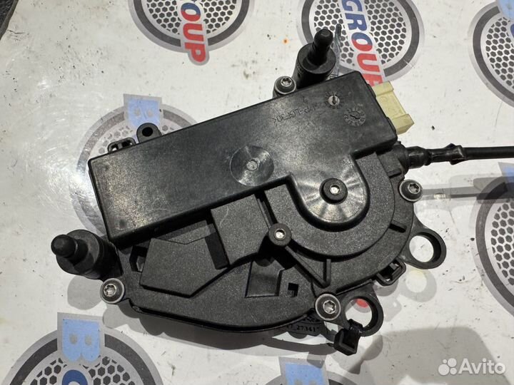 Доводчик крышки багажника Прав. Нижн. 51249482992