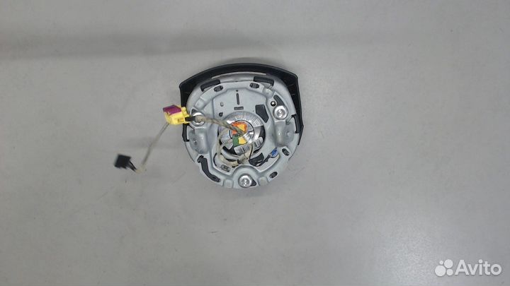 Подушка безопасности водителя Audi Q7, 2010