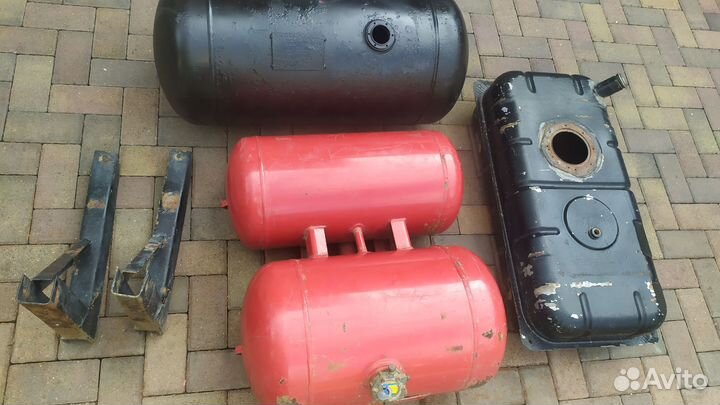 Баллоны и бак на газель