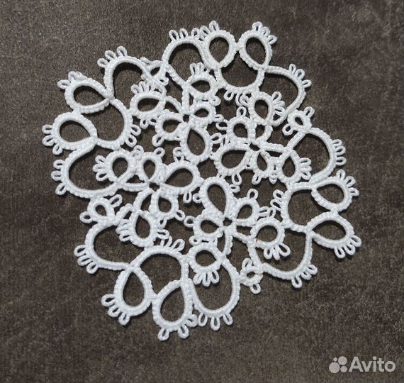 Фриволите снежинки на ёлку