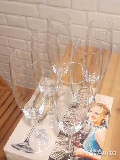 Набор фужеров (бокалы) из богемского стекла. Чехия