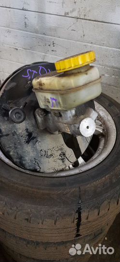 Главный тормозной цилиндр Dodge Stratus 2.4 A