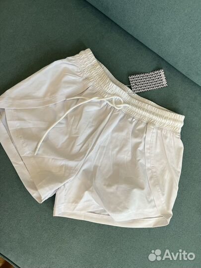 Шорты спортивные женские