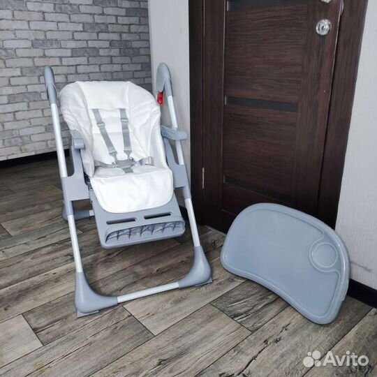 Стульчик для кормления Geburt. Идеальное состояние