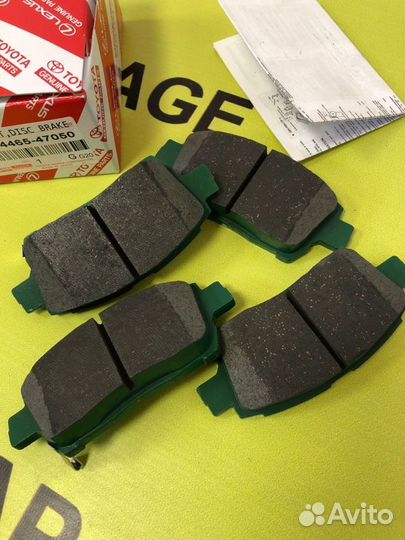 Колодки тормозные передние Toyota Prius NHW20