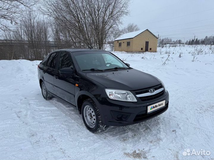 LADA Granta 1.6 МТ, 2015, 150 000 км
