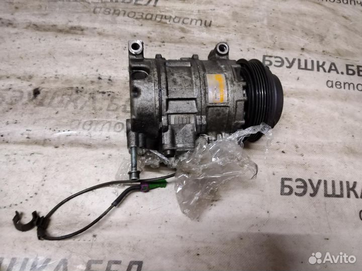 Компрессор кондиционера для Audi A4 B8 4B0260805C