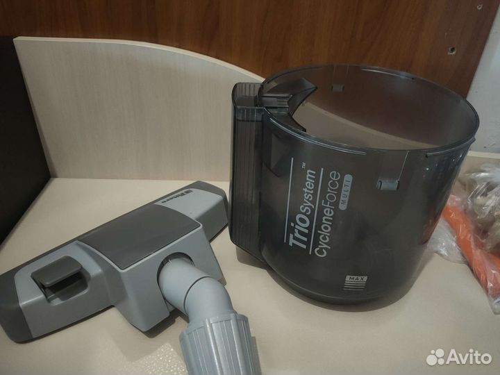 Щётка и колба на пылесос Samsung