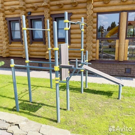 Спортивный уличный комплекс