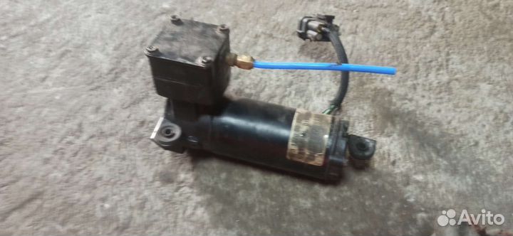 Компрессор пневмоподвески Land Rover Range Rover