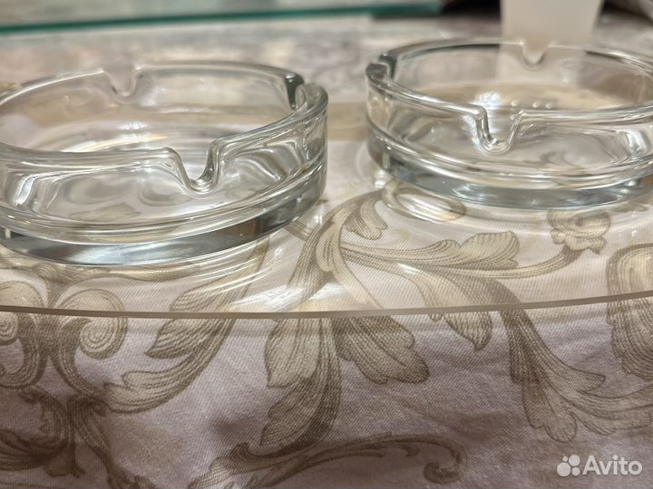 Пепельница стеклянная. Цена за все