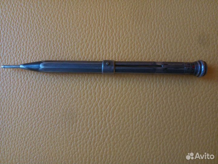 Карандаш механический 4-х стержневой. Германия