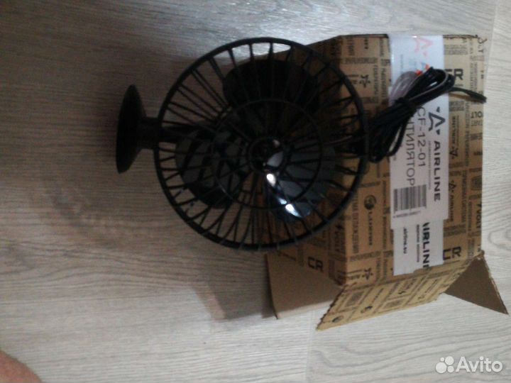 Вентилятор автомобильный 12 в